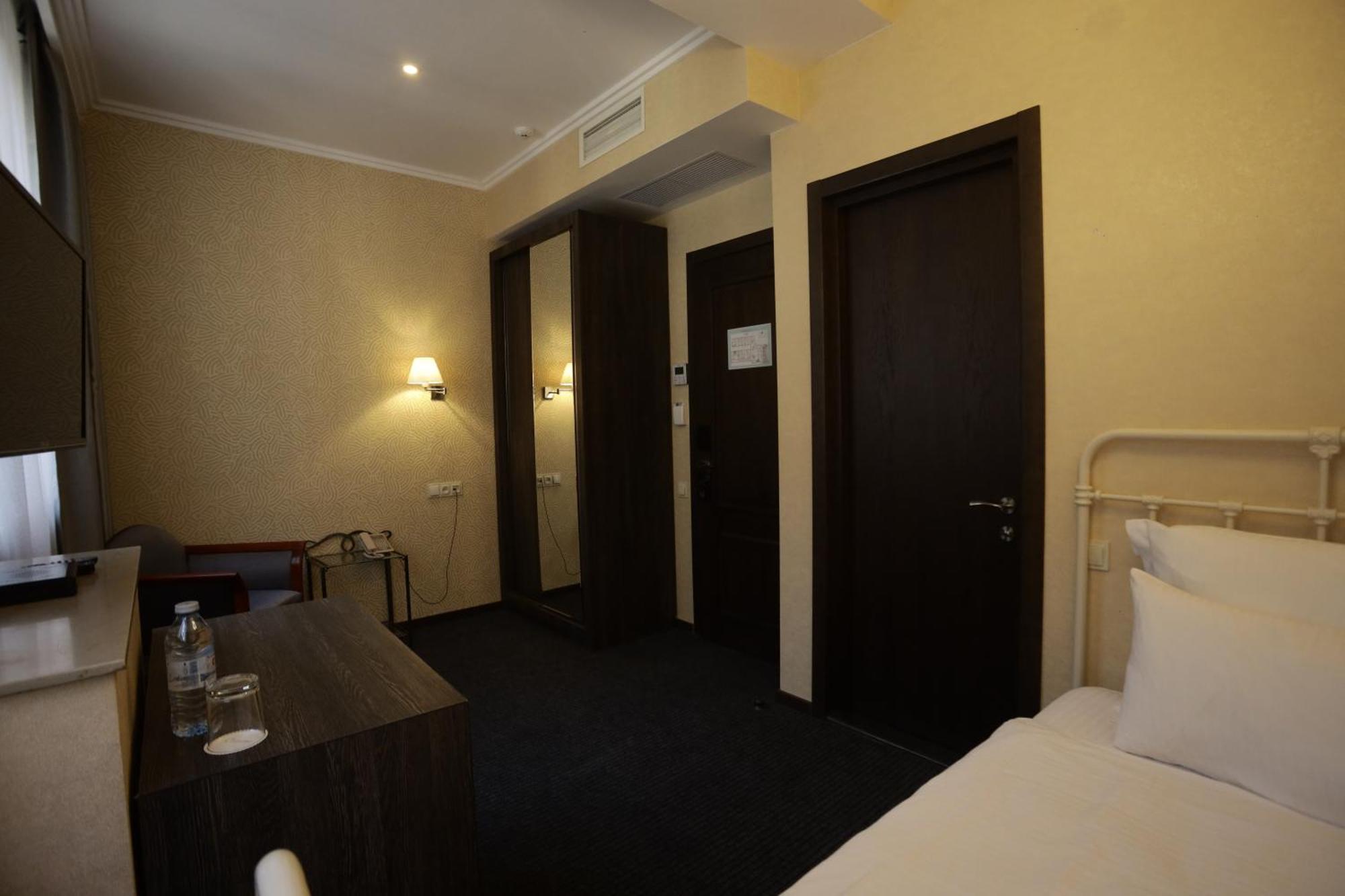 Redline Hotel 트빌리시 외부 사진